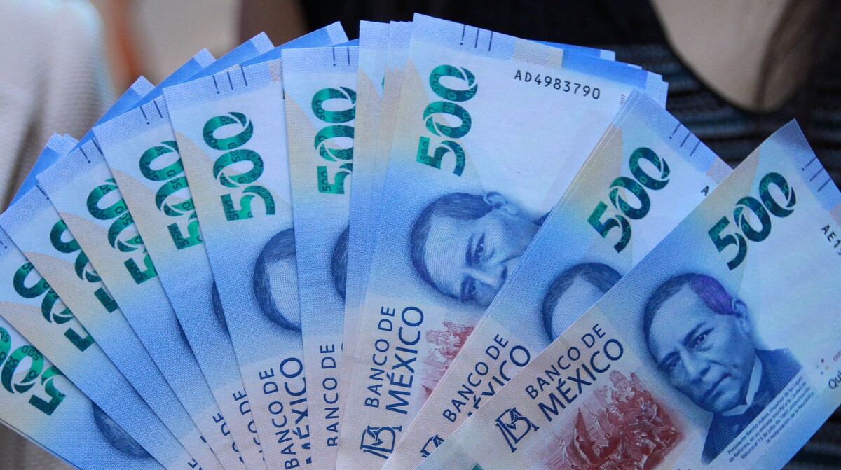 20 mil pesos o motocicleta